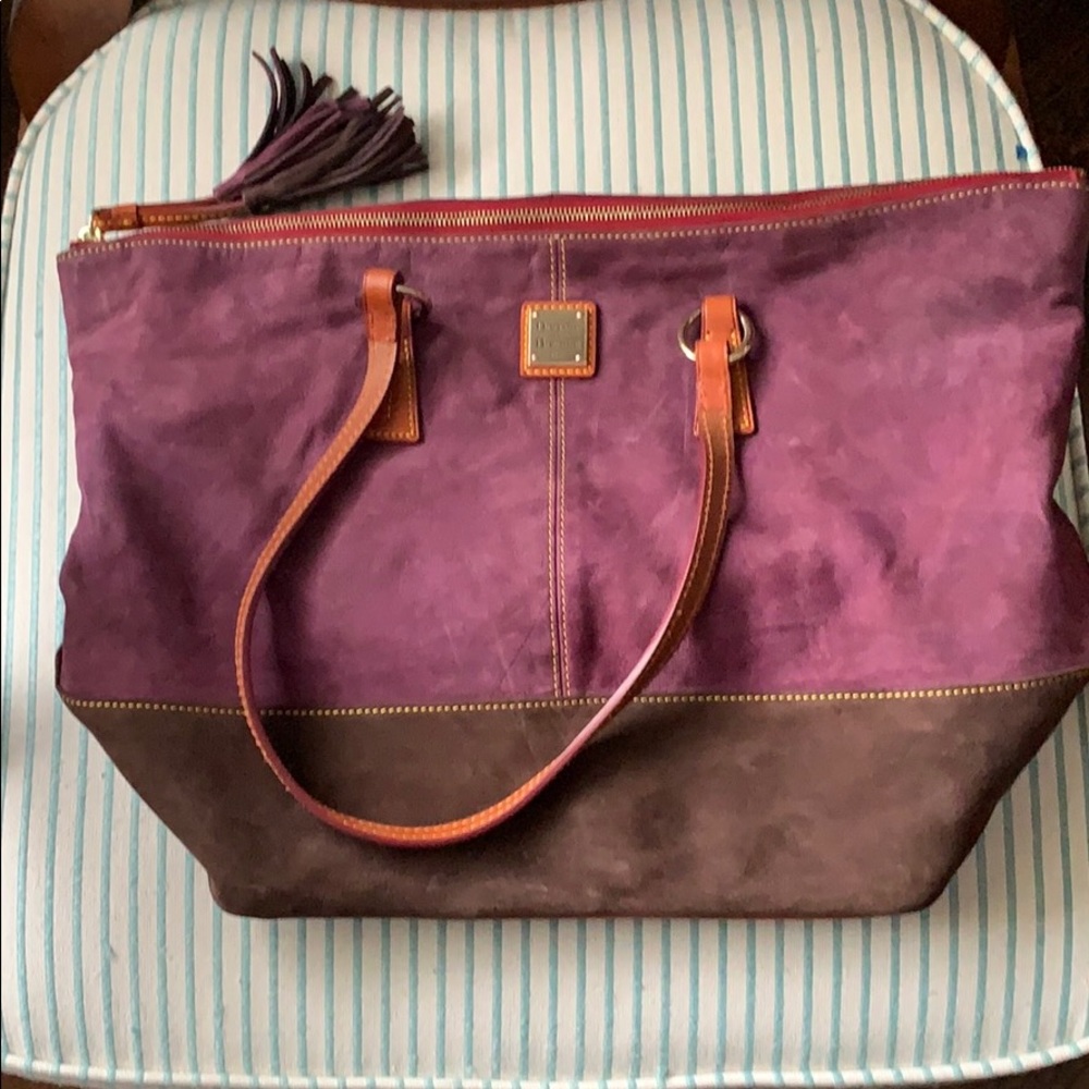 Like new Dooney & Burke bag